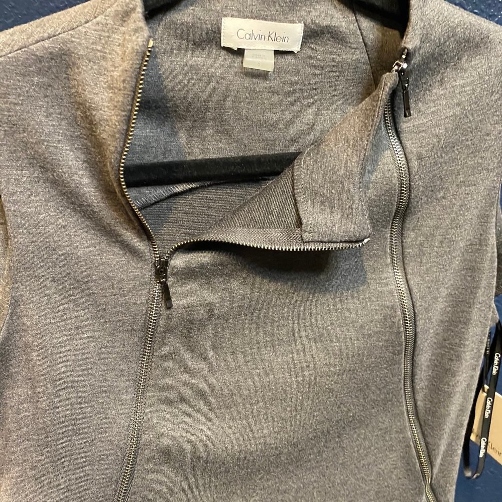 NWT Calvin Klein Gray stylish Dress Size 6